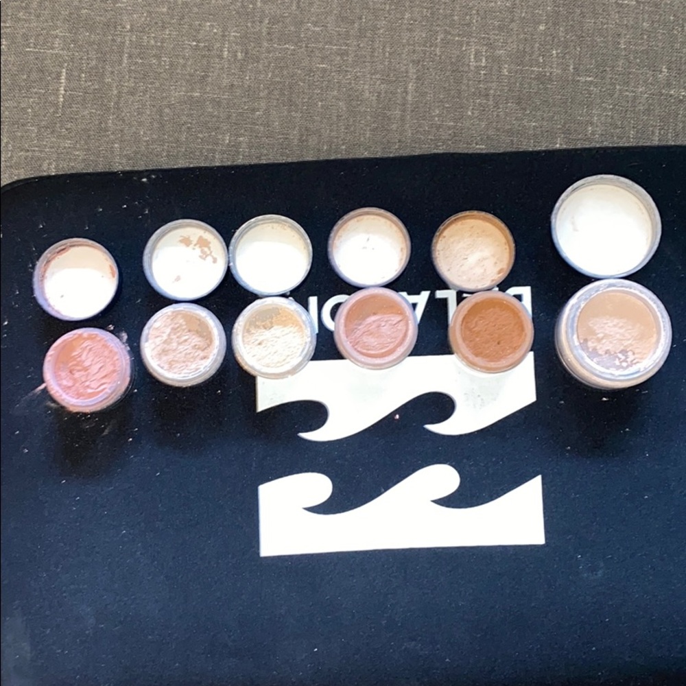 6***BareMinerals foundation/contour